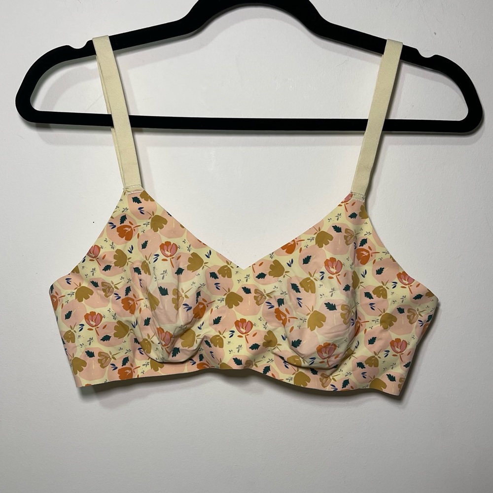 Knix Women's floral Spring Bloom padded V Neck Thin strap comfortable bra in 3